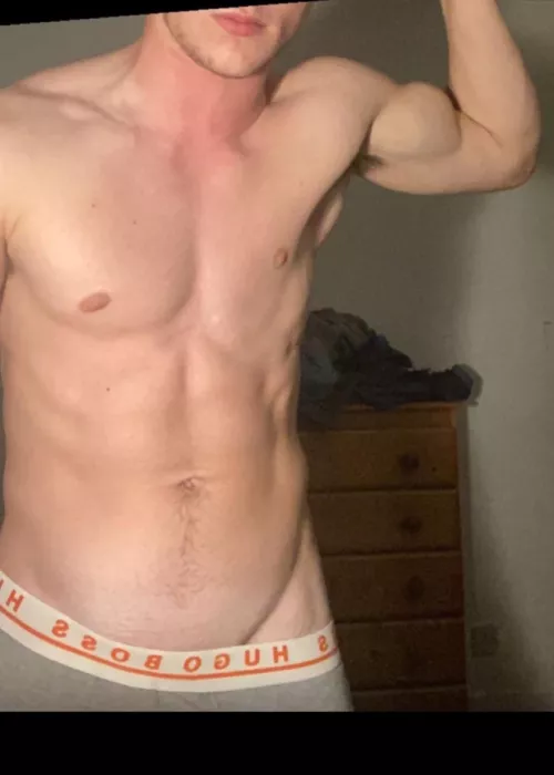 20 dm me if u want any custom content 😮‍💨 