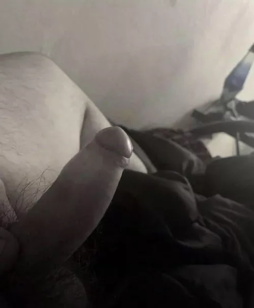 (21) down to have some fun with my small dick