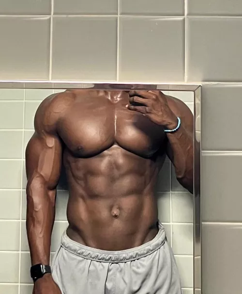 [24] first time posting here 