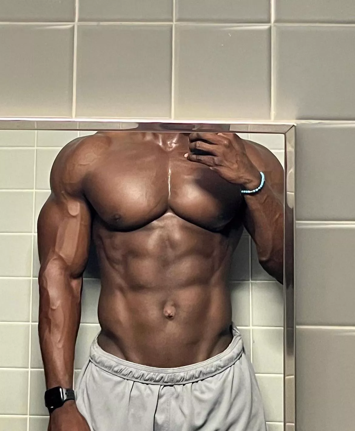 [24] first time posting here 