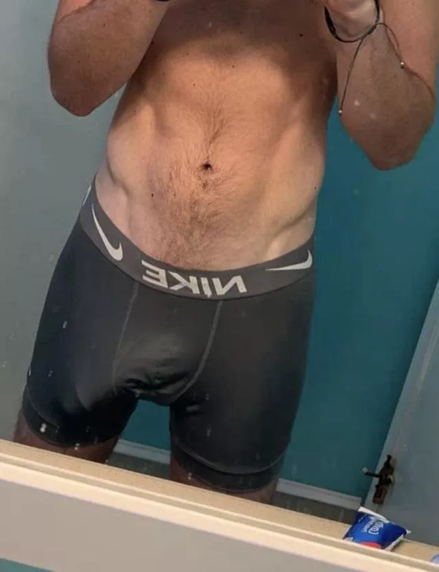 [25] looking for some chill bros to chatand build a bromance with. Very open minded. Hmu! 