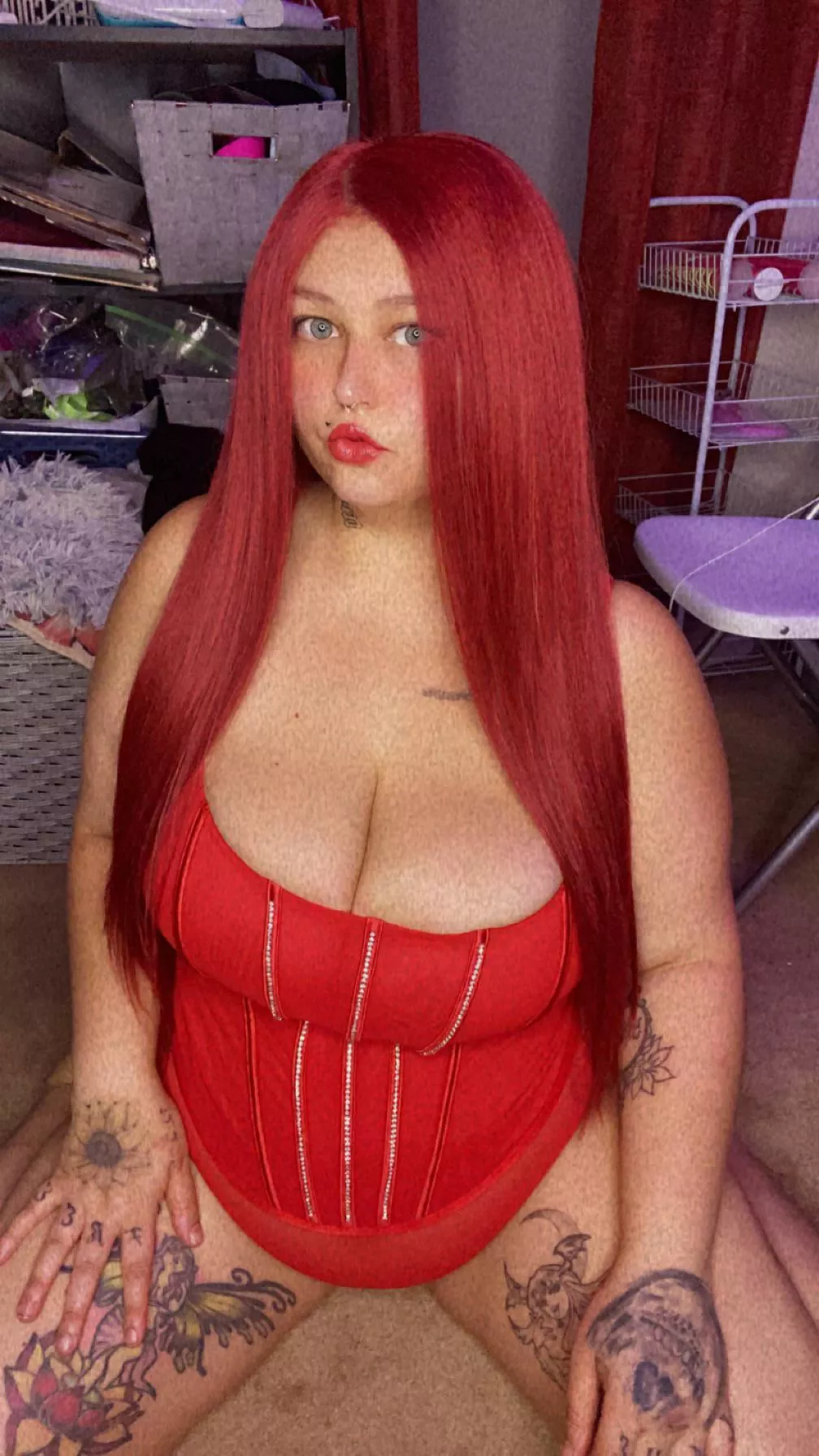 [26f] looking for more cocks to add to my roster dm me pics 😘