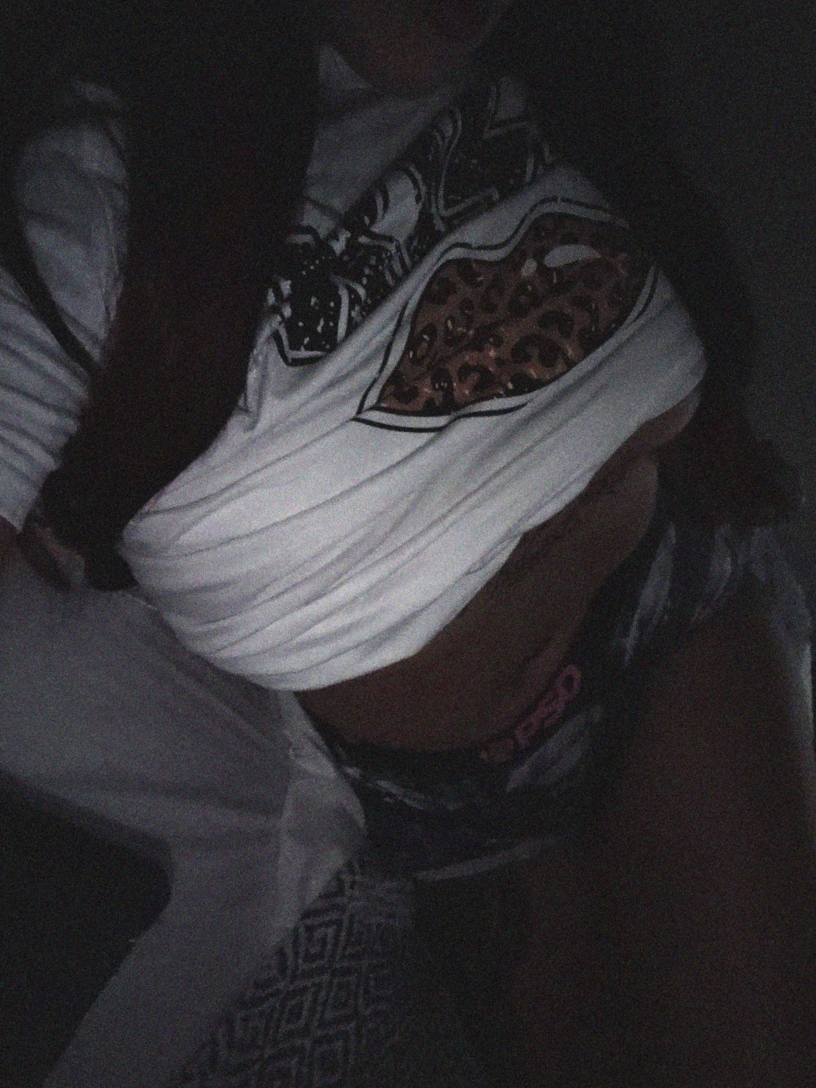 27 F4M just enjoying the moment, and i’d love some good company to go with it