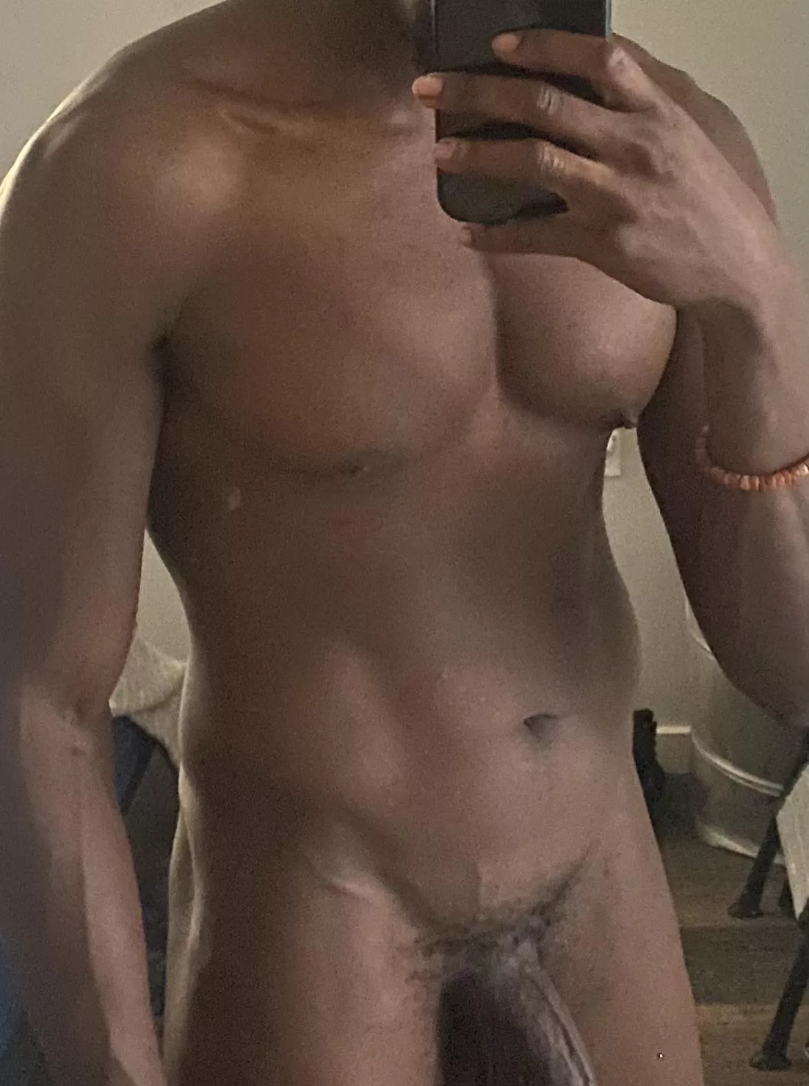 35M single and ready to make it jiggle 😋