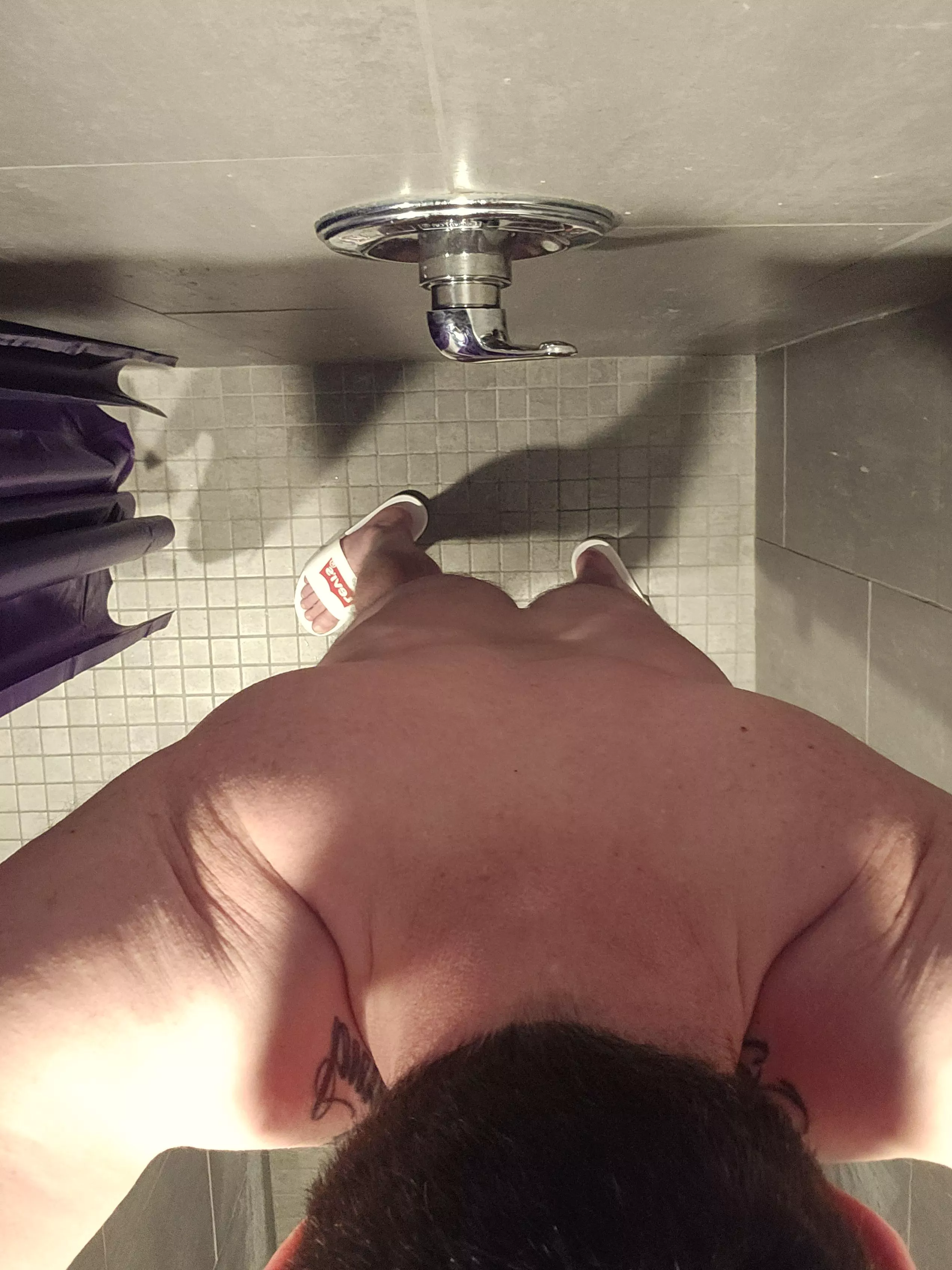 40, any guys 21 to 40 want to give my ass and back a proper spanking/flogging? Maybe suck you in return