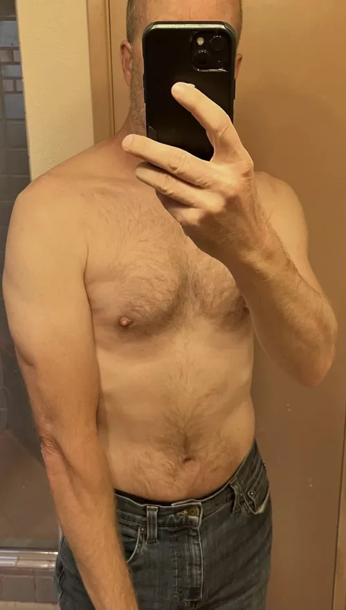 55 older married guy needs a discreet female FWB or NSA in Medford