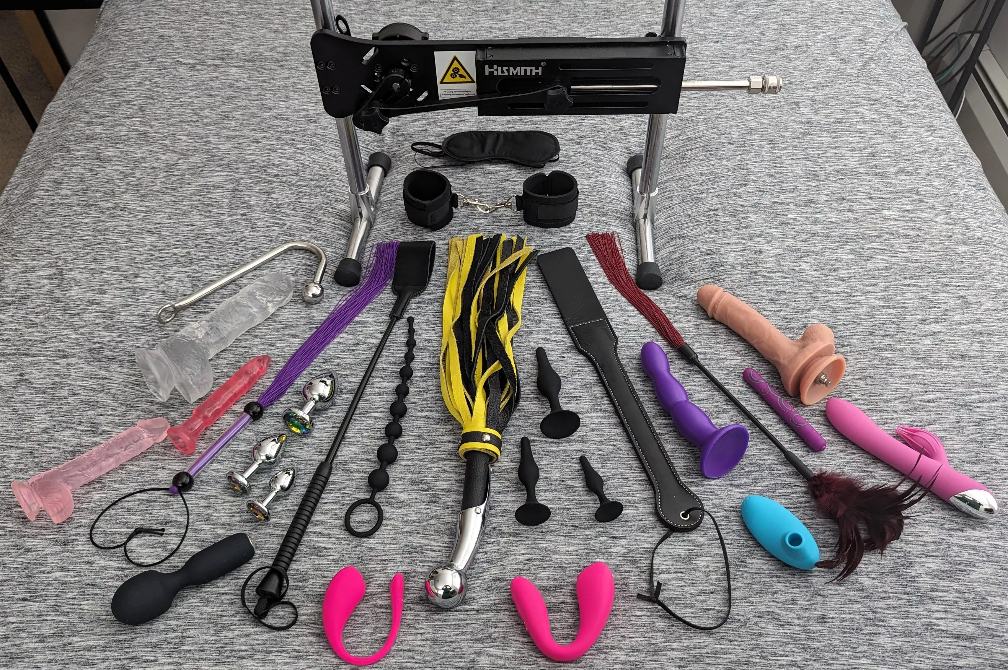 56 M4F looking for a kinky girl 