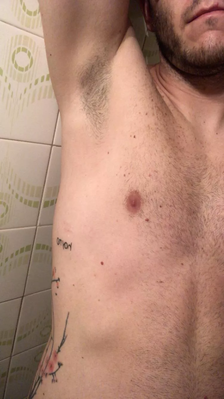 A little bit hairy.. Anyone there who likes it this way?