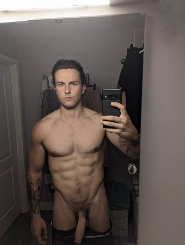 Age 29 Would you give me a hand ? 