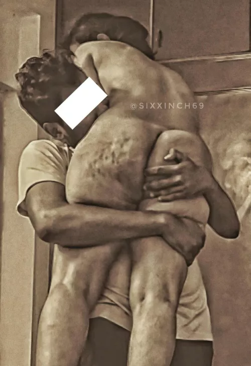 Am I lucky enough to have this ASS!🤤👅 Comment on my GF ass she love's reading Comments! [M]