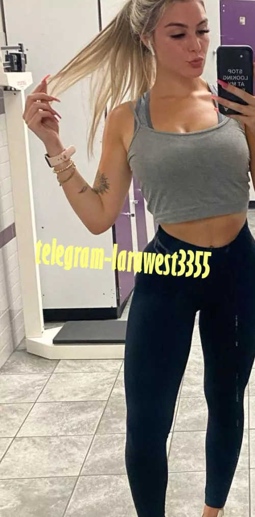 Am I your type??👅
