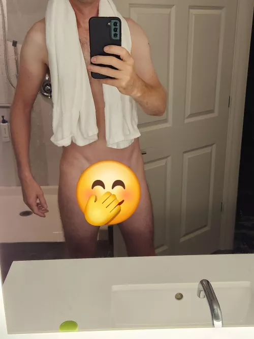 Anyone else traveling around western MA this week for a certain event...? Maybe we'll see eachother 😏[oc]