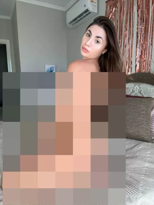 Bad girls use pixels for betas like you.