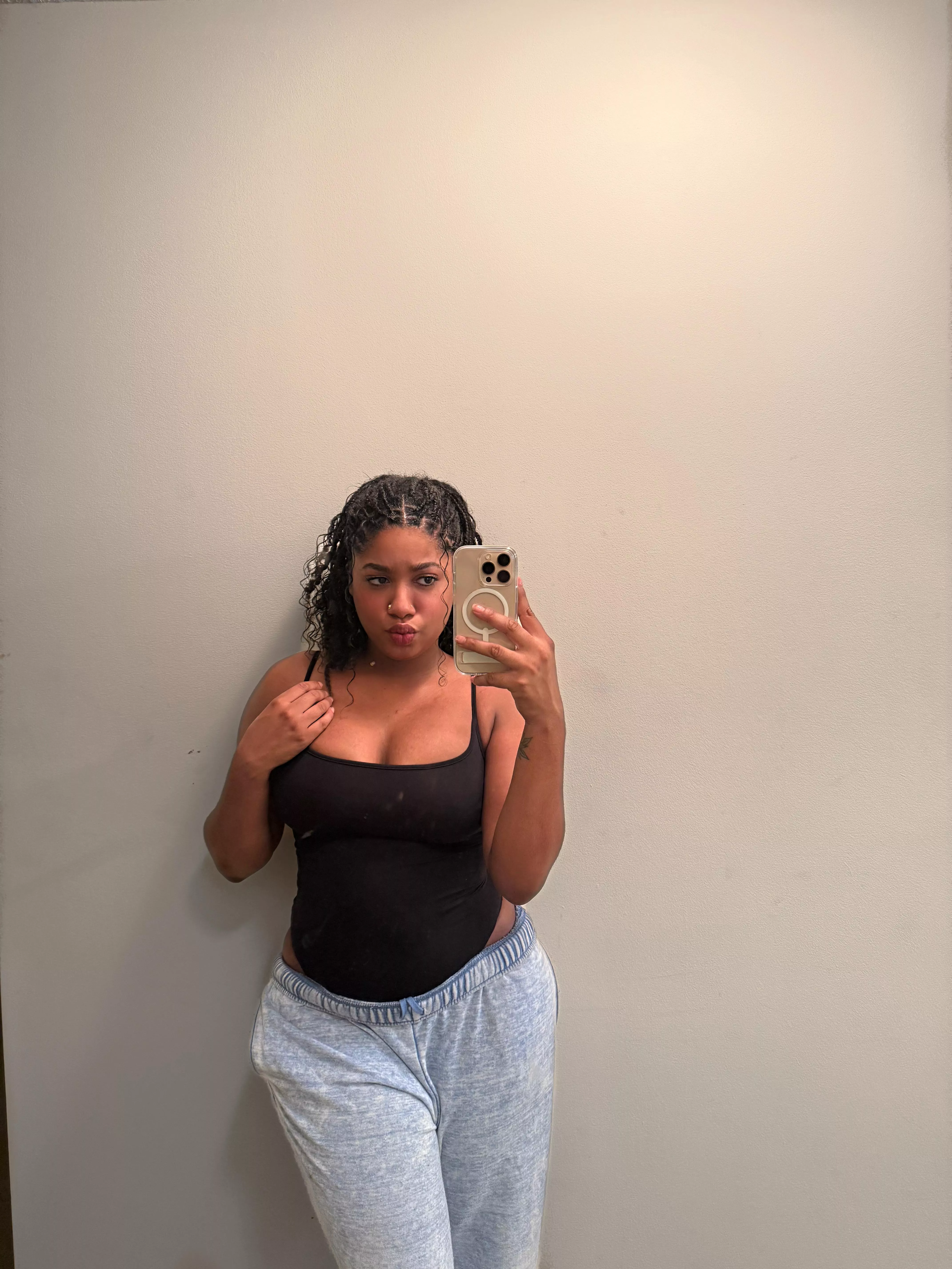 Be a good wallet🏧…get on your knees and send until there’s nothing left💵