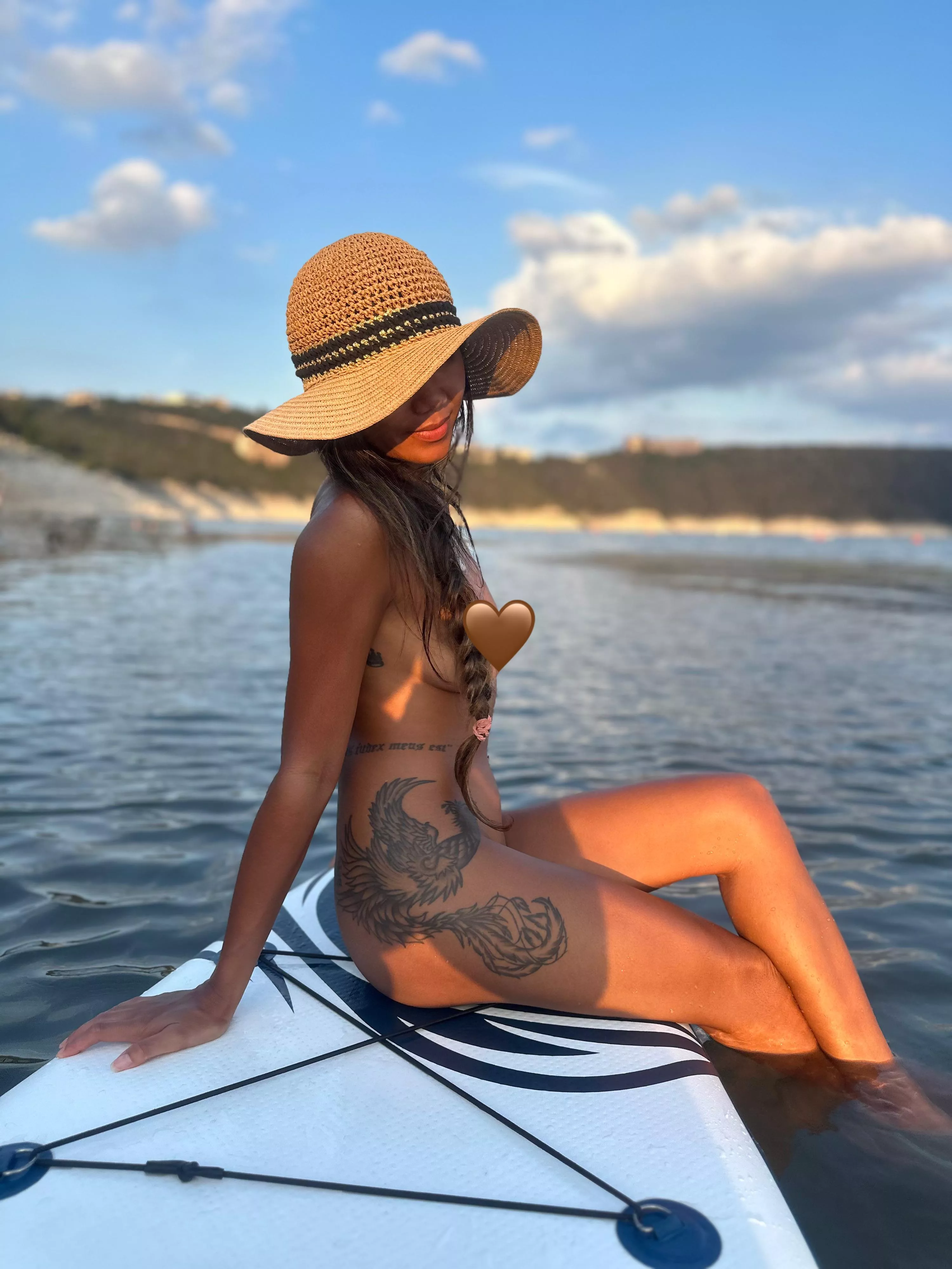 Beautiful weekend to be out here! Water is getting too cold so I stayed on the board haha