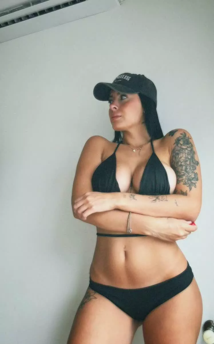 Busty but sexy ready some fun tonight