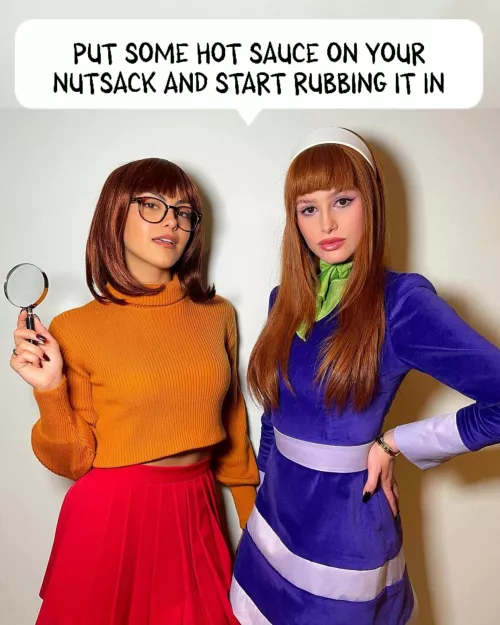 Camila Mendes & Madelaine Petsch Riverdale fun