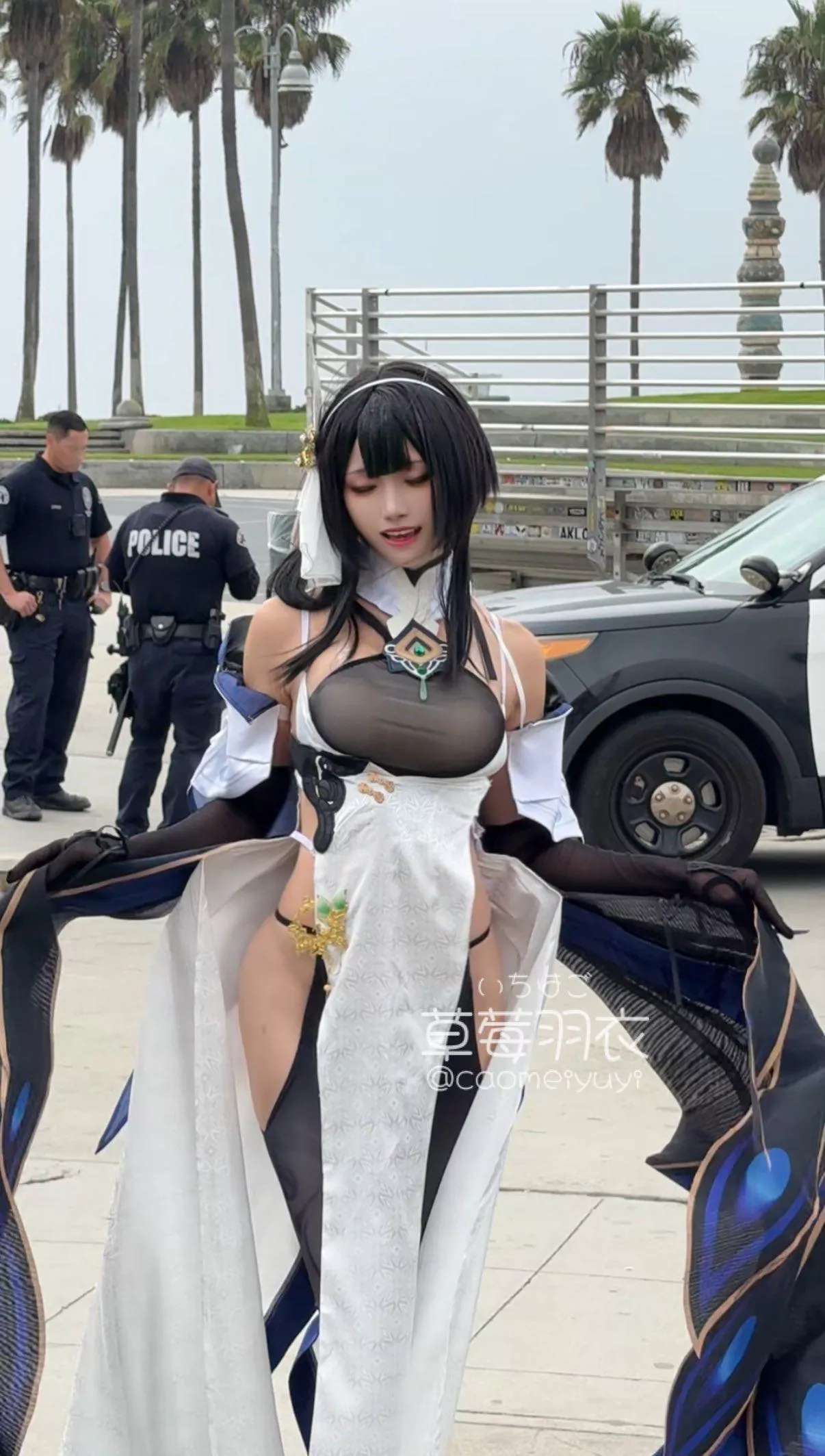 @caomeiyuyi Azur Lane - Chen Hai Cosplay at the crime scene
