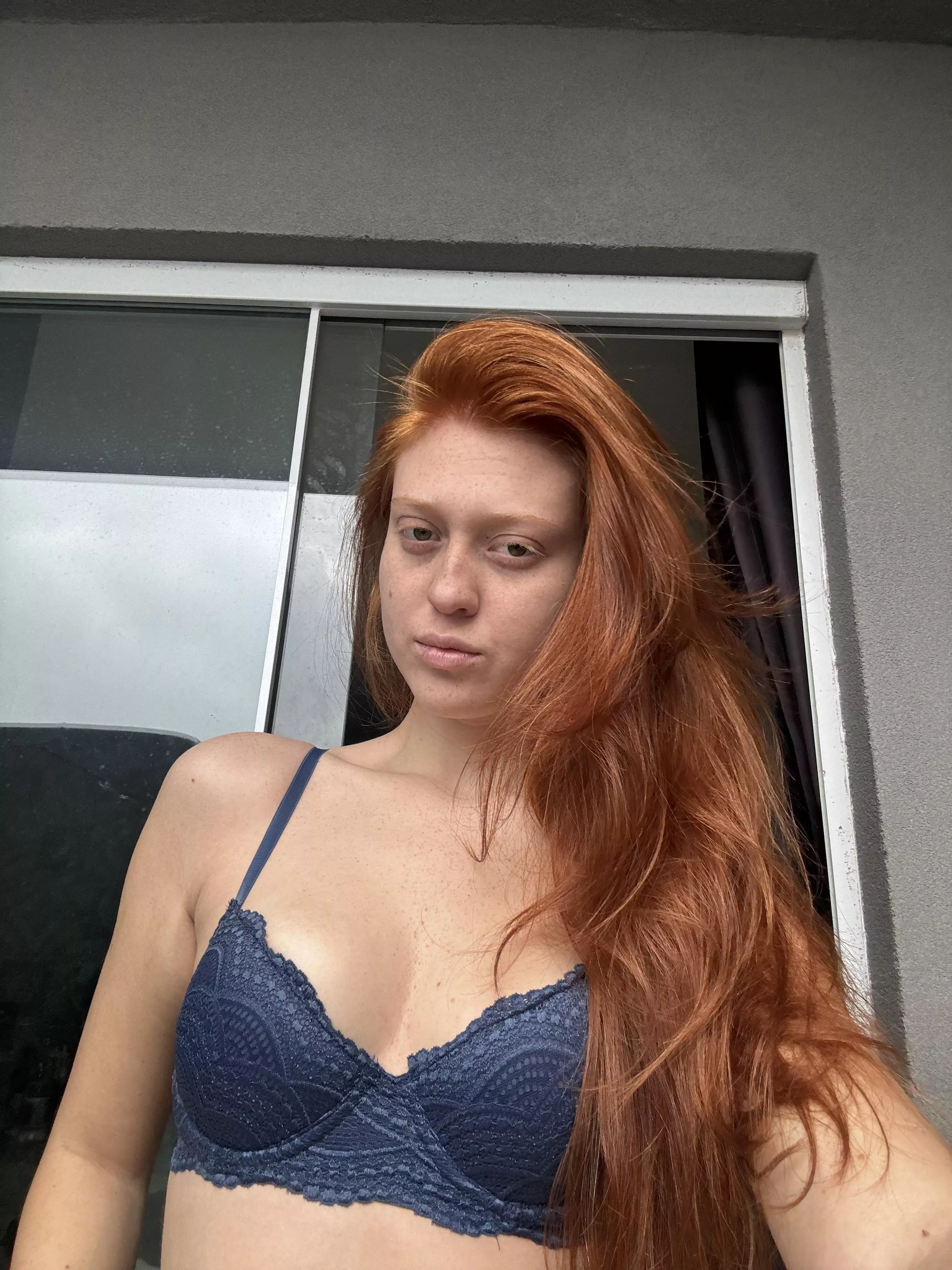 Come on baby, the real paradise is with this body. 