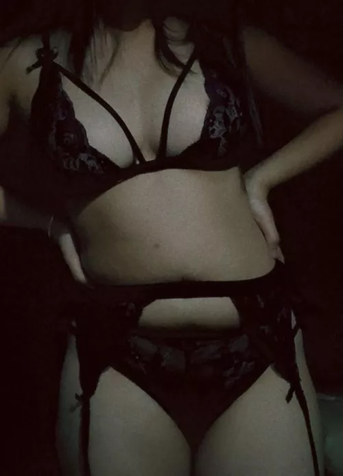 Dm me links of ssexy outfits. Gotta show reddit fam how slutty I am.