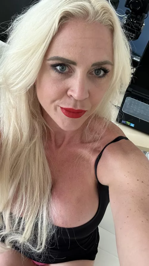 Do I radiate average vibes, or something more exciting