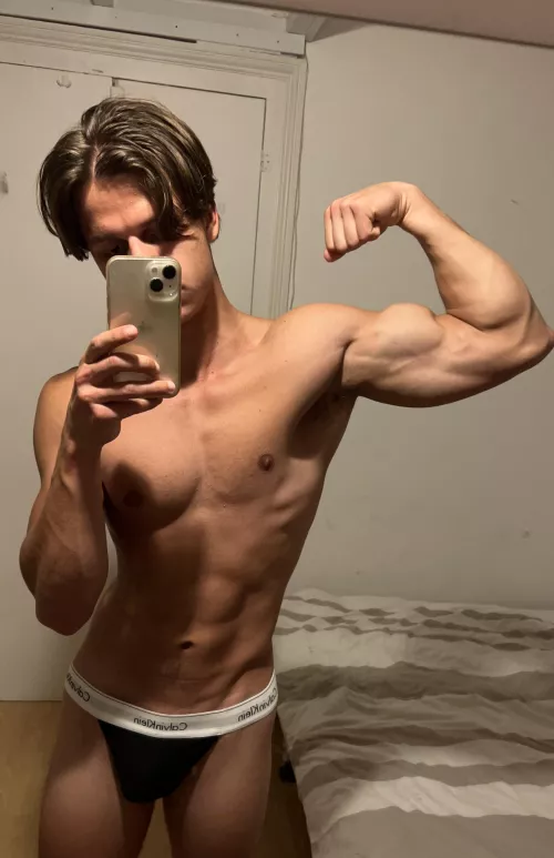 Do you like me wearing thong?