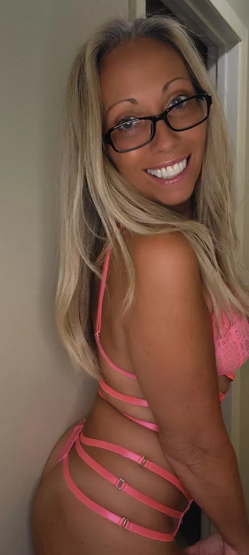 Do you like when mommy teases you? (52f)