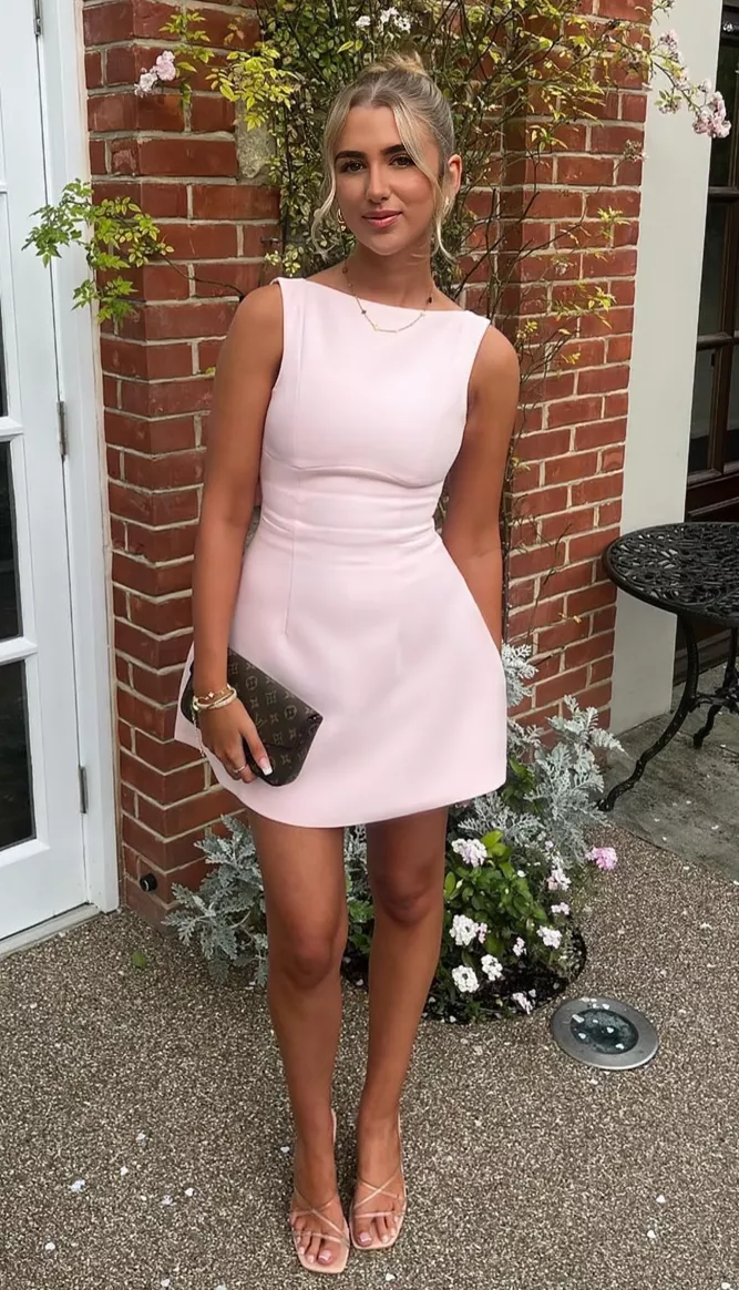 Ellie 🏴󠁧󠁢󠁷󠁬󠁳󠁿