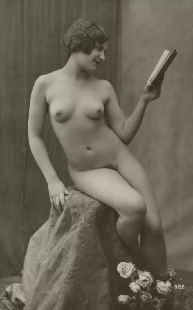 English Studio nude