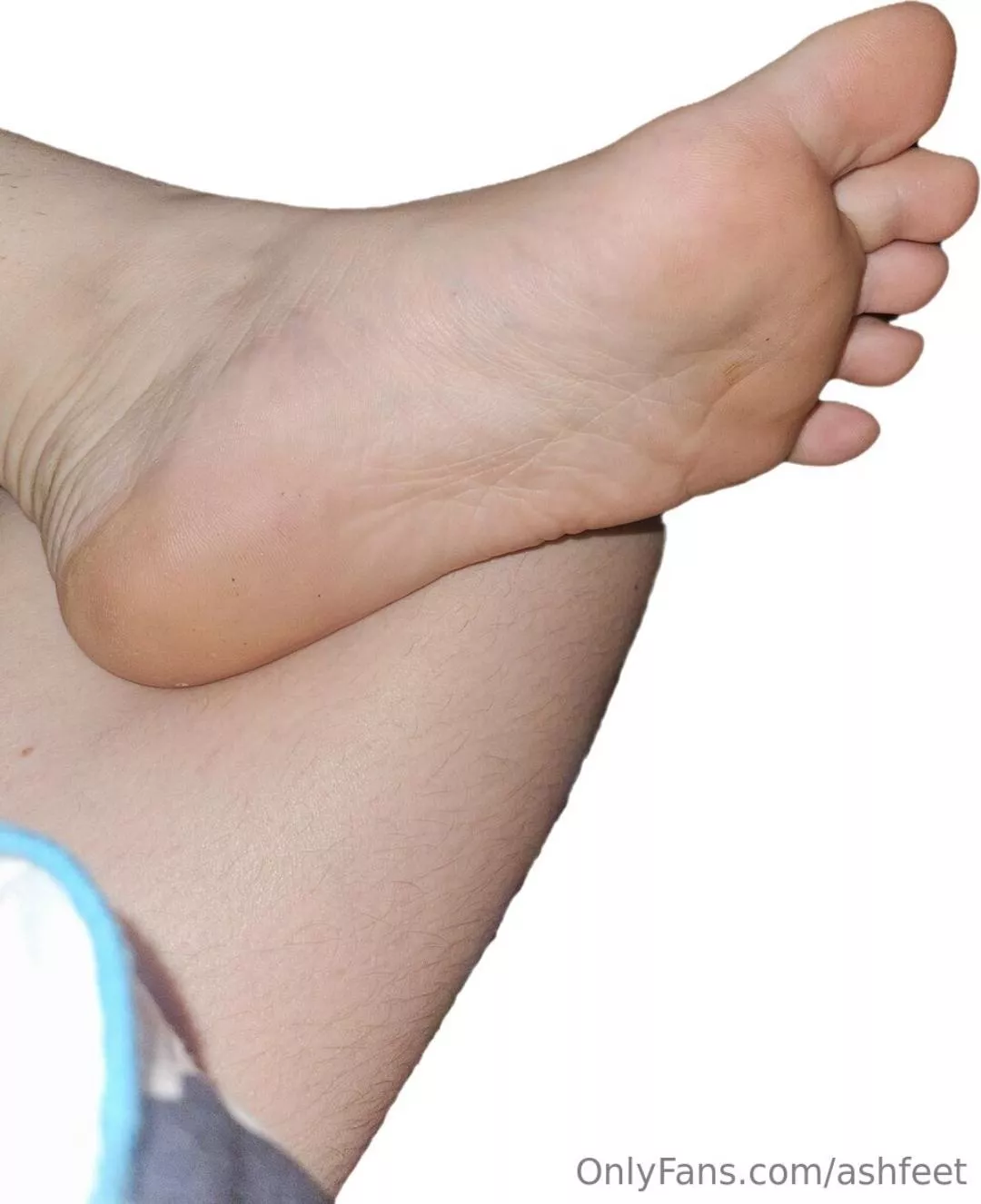 Feet after a long day (oc)