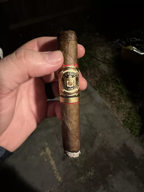 Finally had time for my first “nice” Arturo Fuente. 