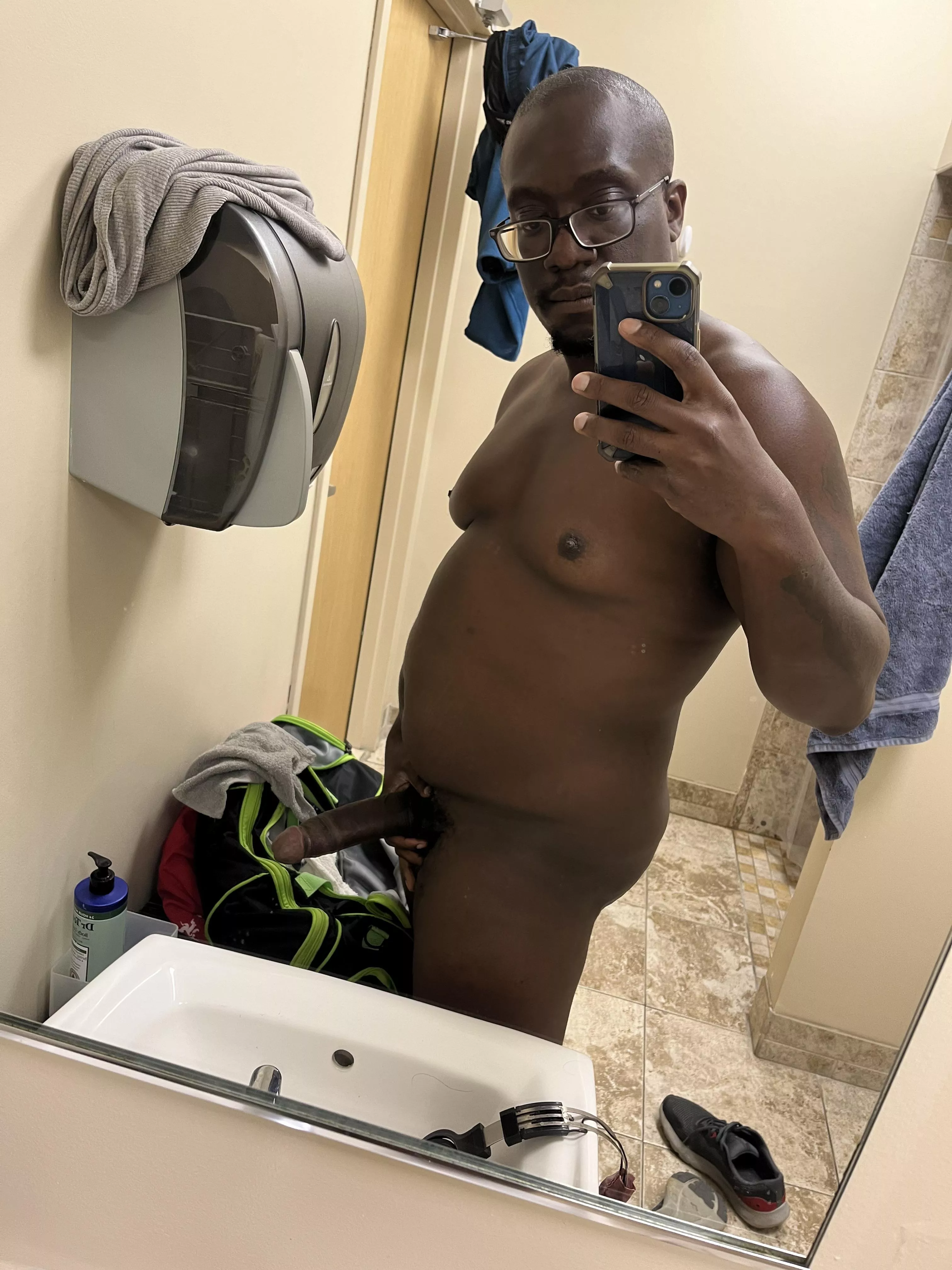 First time post! Hello everyone!