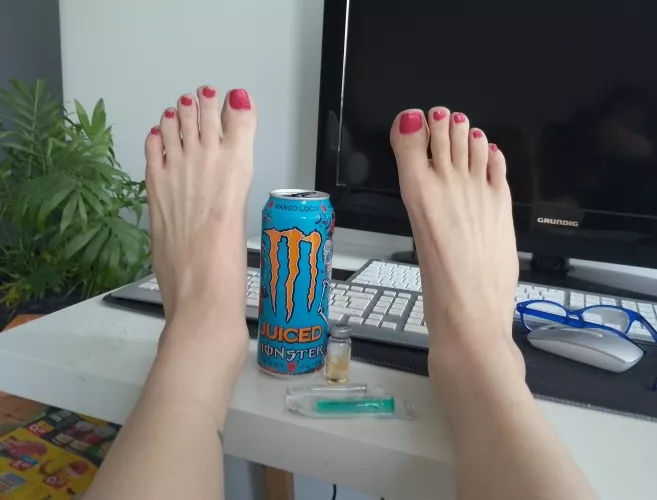 Girljuice & Feet today! ❤️💋