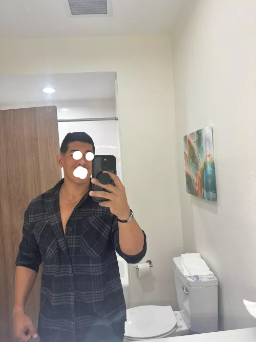 Going out of town tomorrow morning, down to host