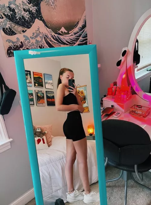 Gonna have the whole place to myself this weekend ;)