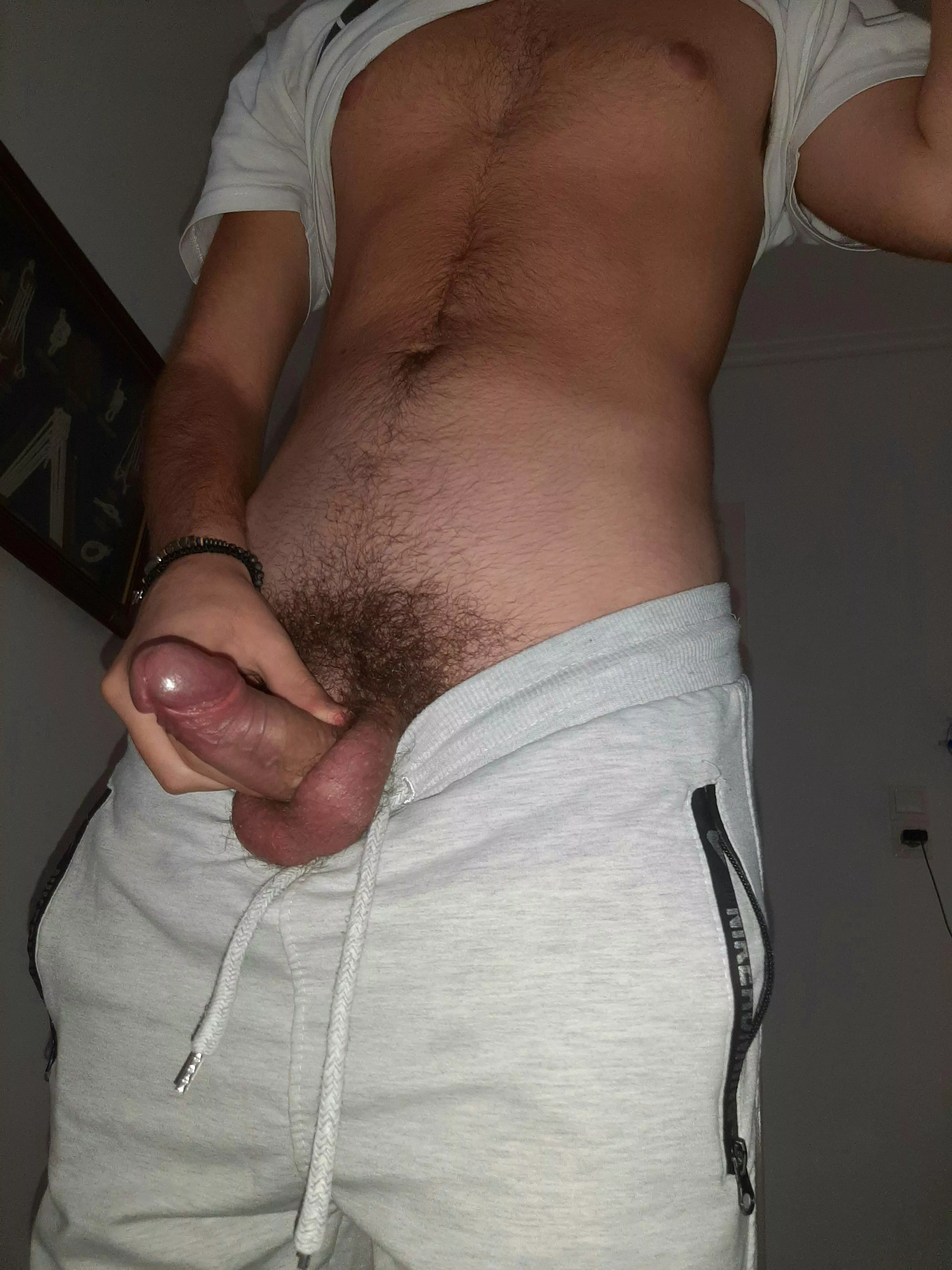 Greek 18 fit boy . You suck? 