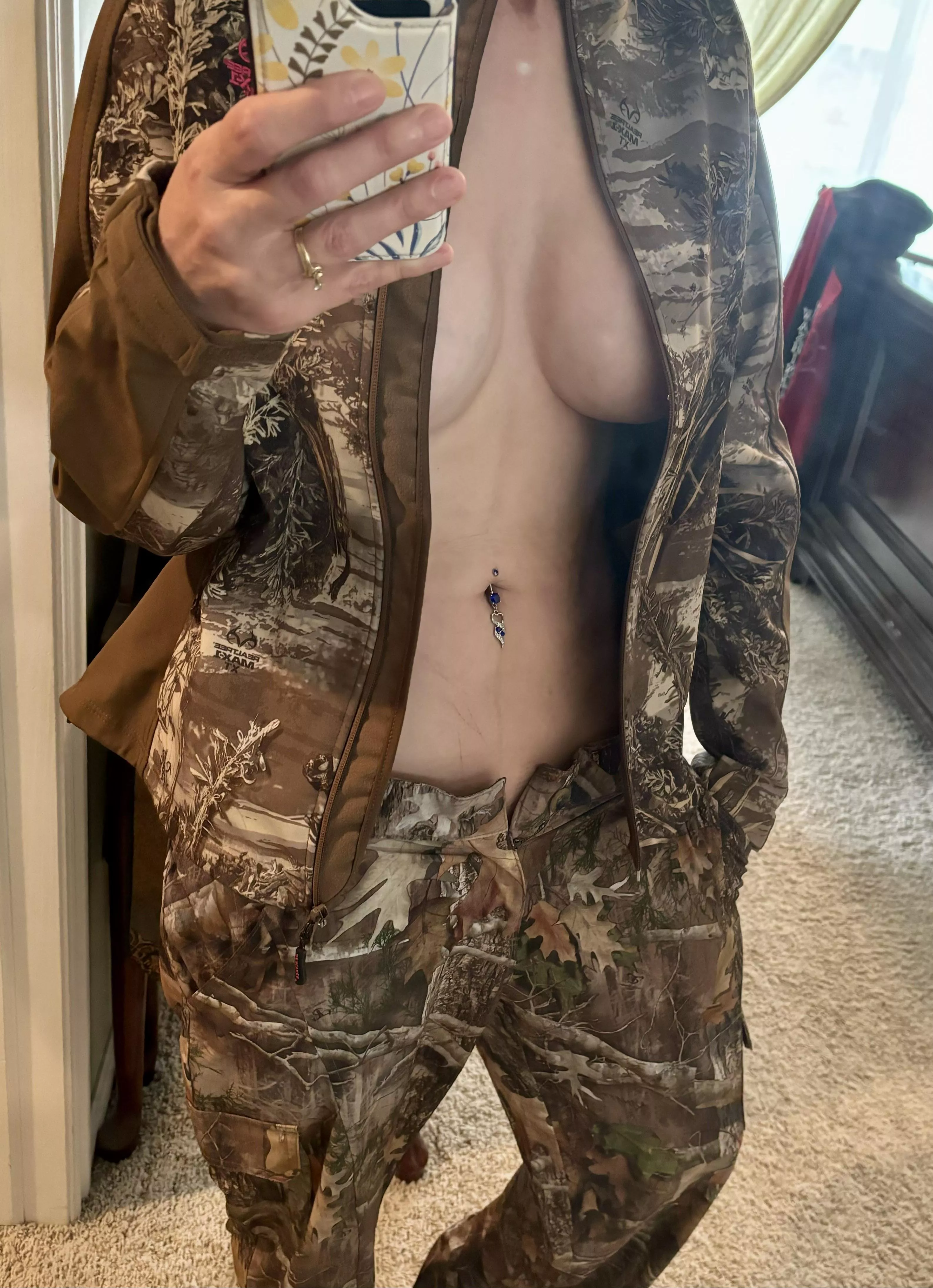 Guest post from the Mrs while Max is off deer hunting…