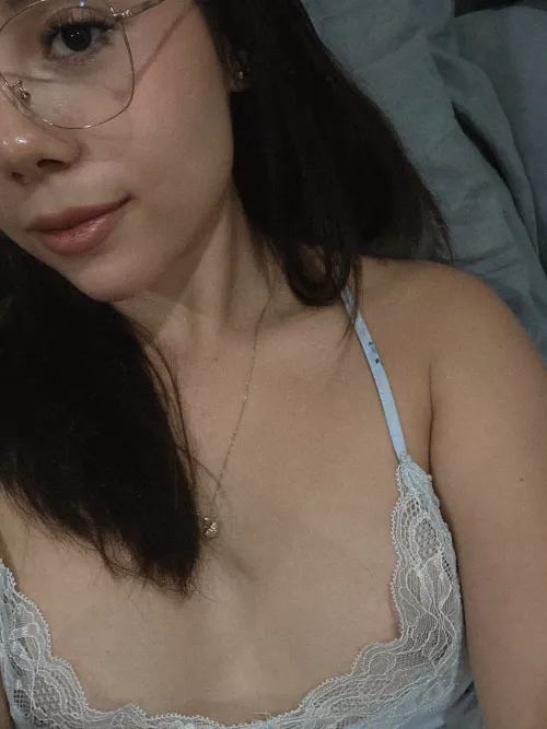 here's a cute little pic for you ;) 19F4M