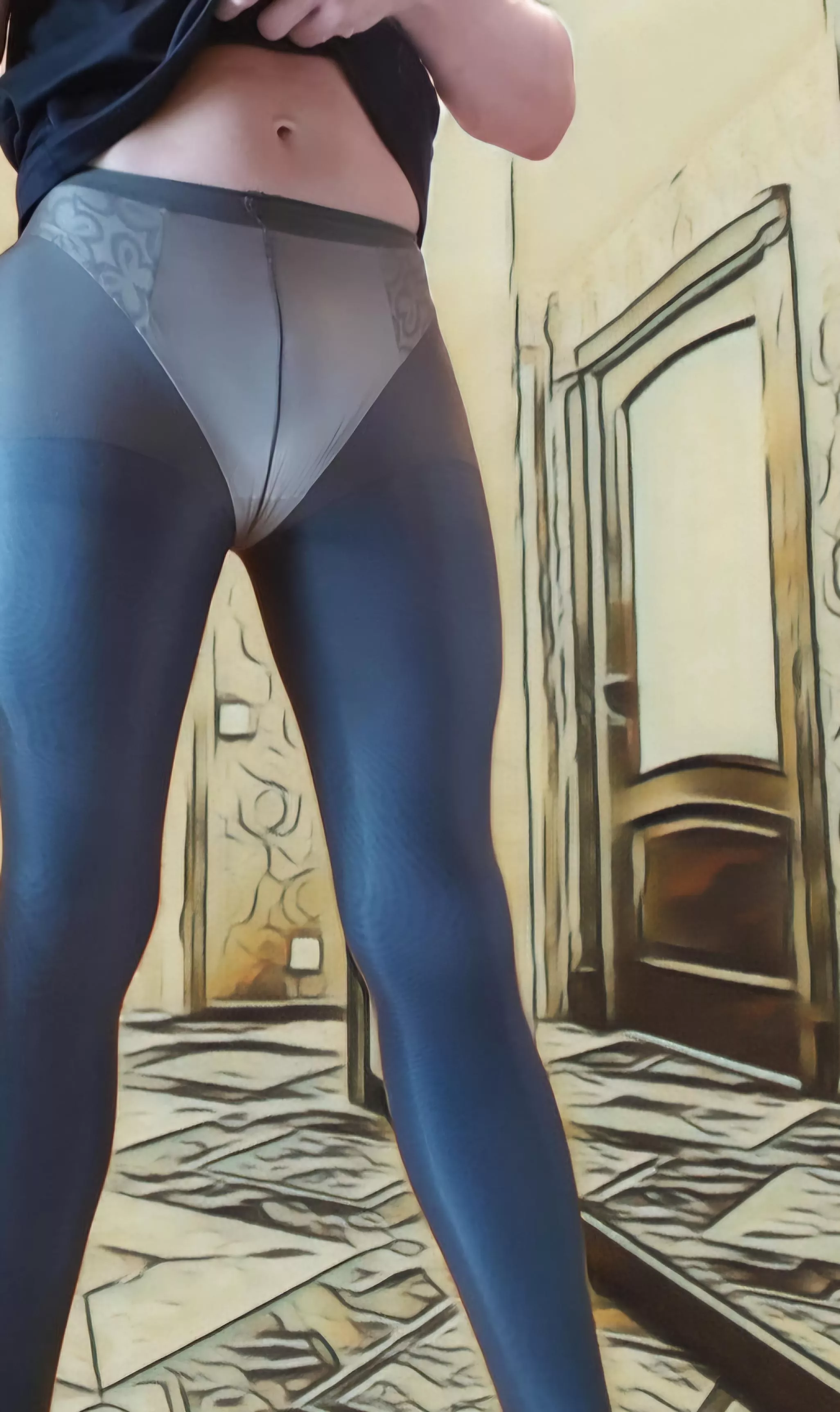 How i look in pantyhose?)