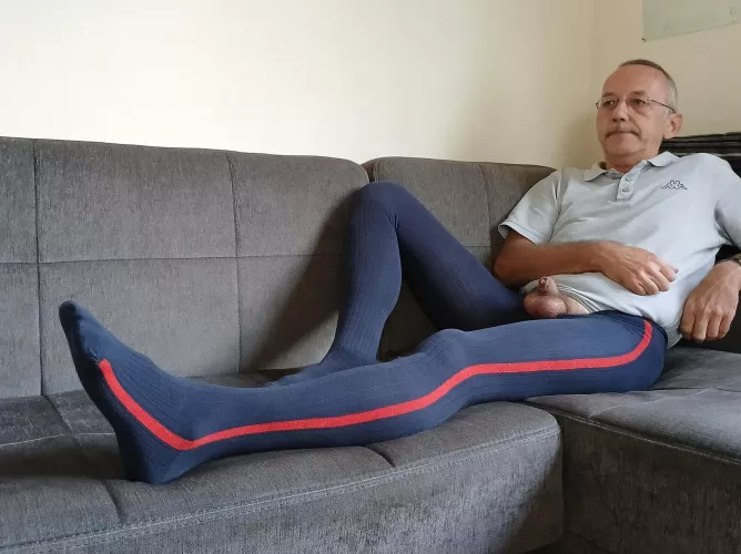 I had to buy these pantyhose when I saw them.