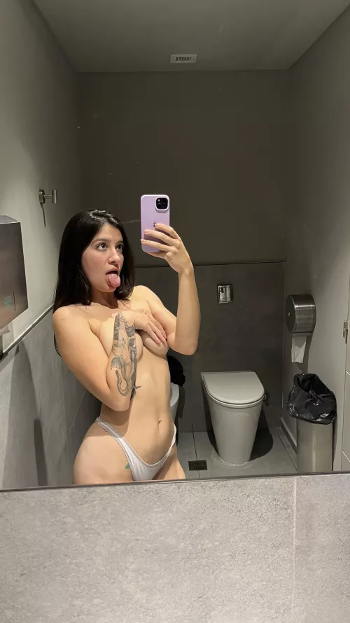 I need cum on my face