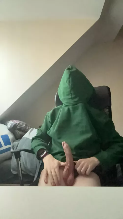 I think I put my hoodie on the wrong way round…