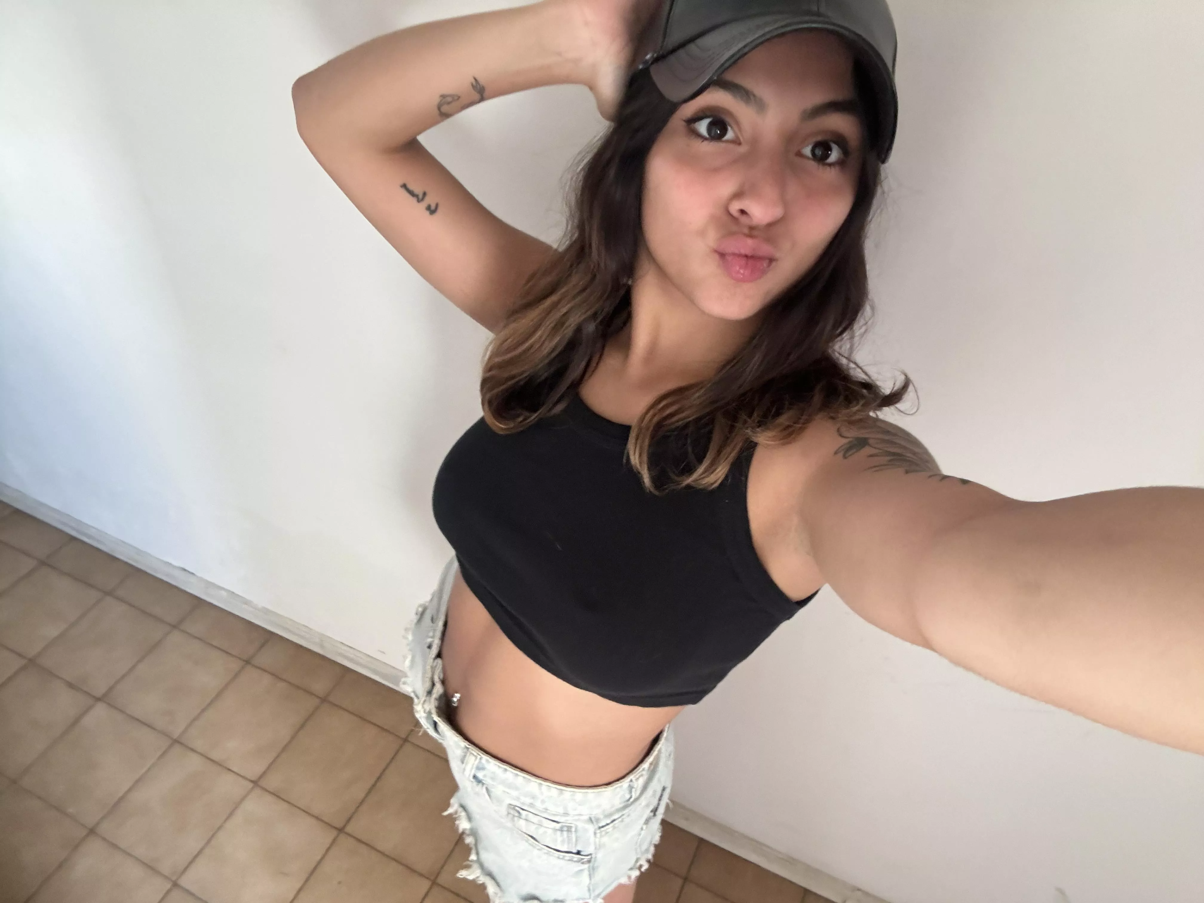 jeans is sexy, but how about me?