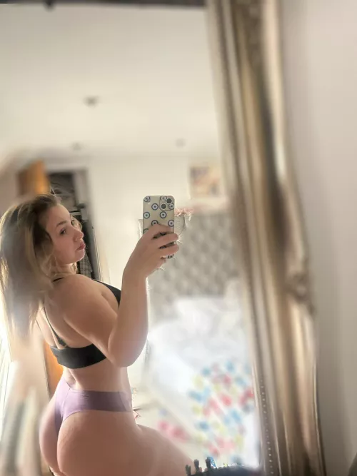 Just a young mom - am I still fuckable? 