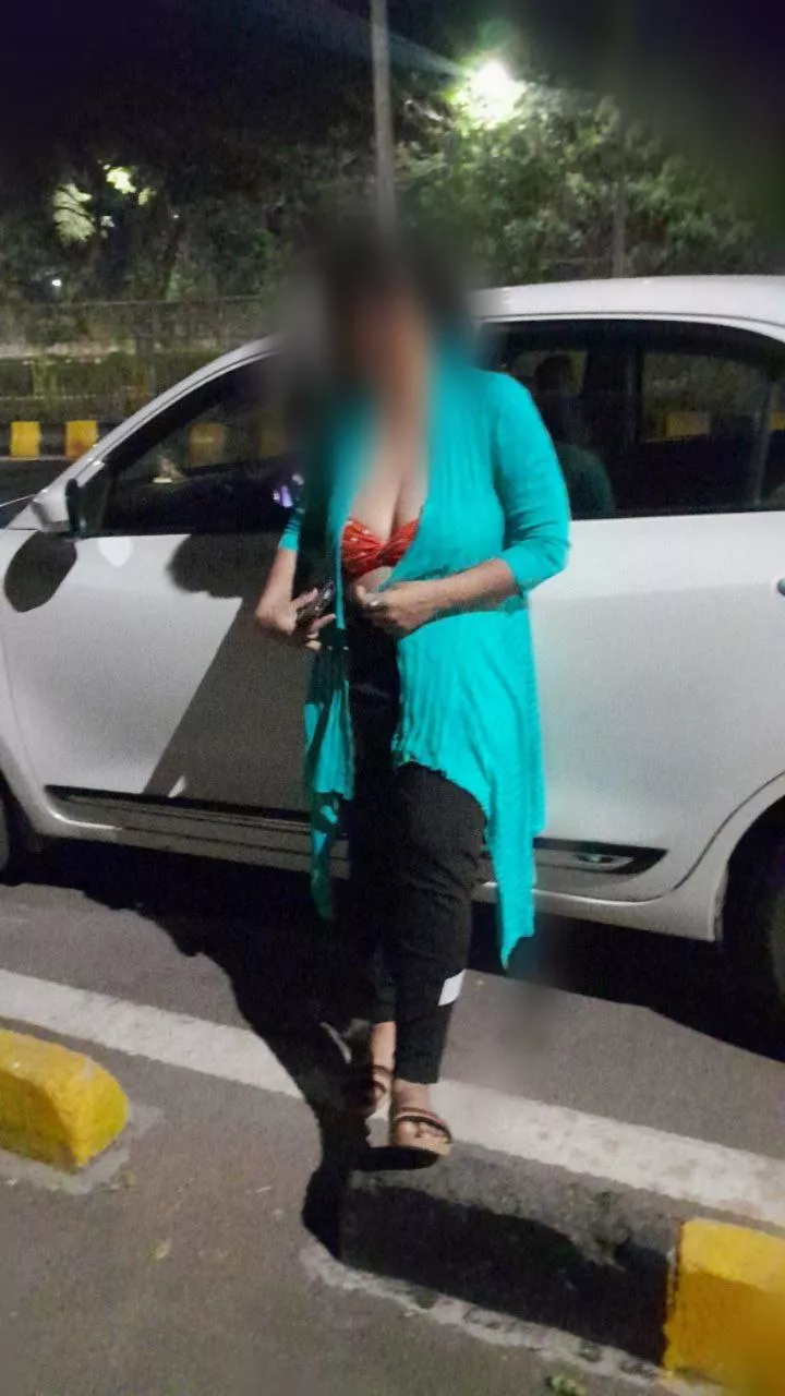 Kese banau ise slut ye to manti hi nahi