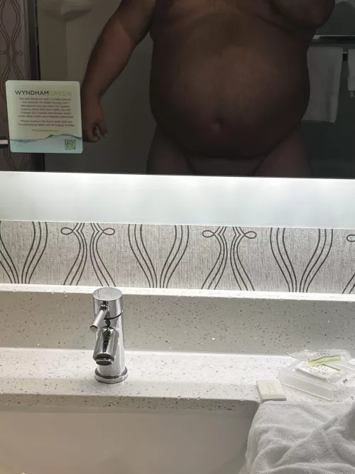 Ladies, you showering with me?