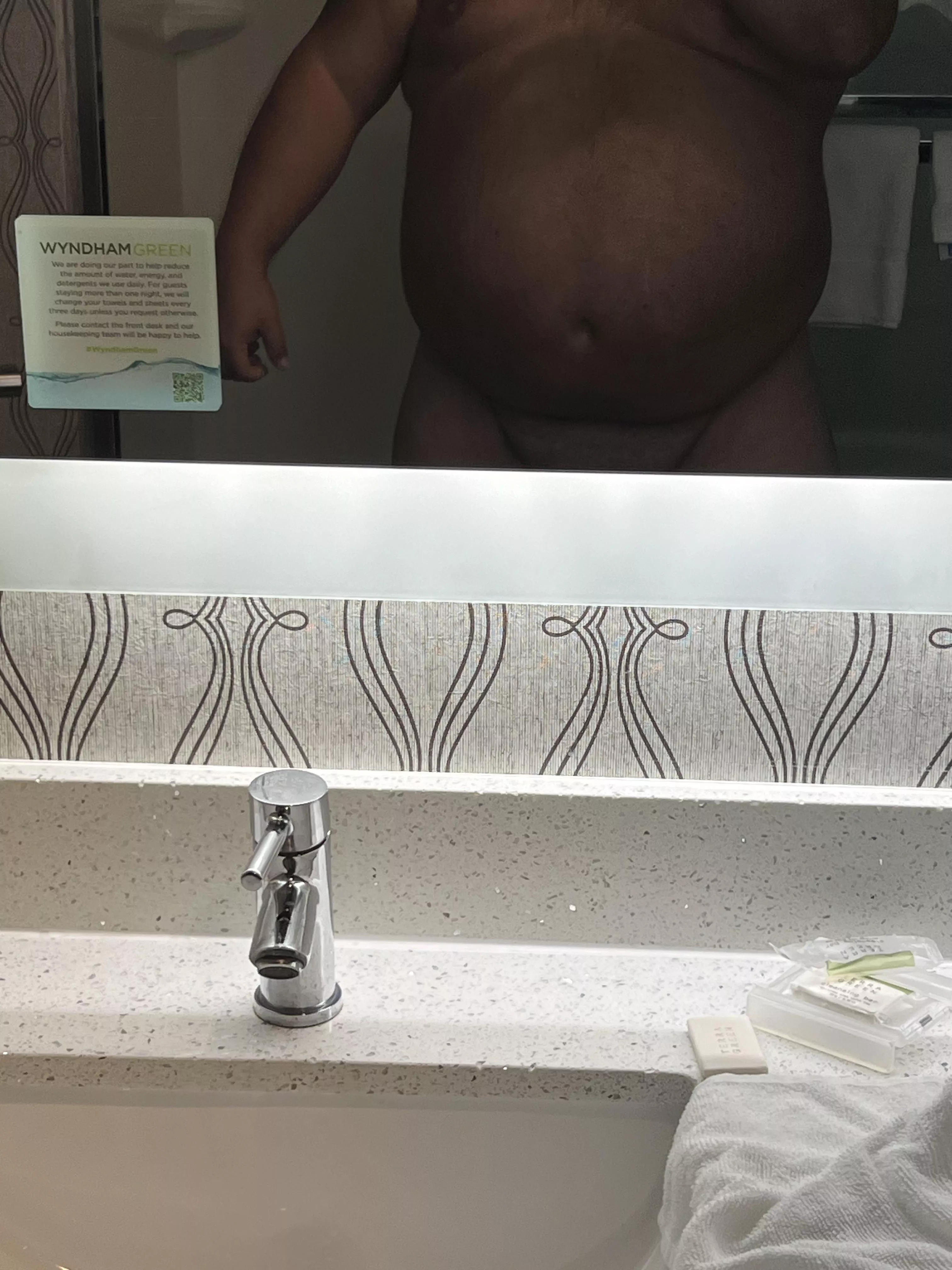 Ladies, you showering with me?