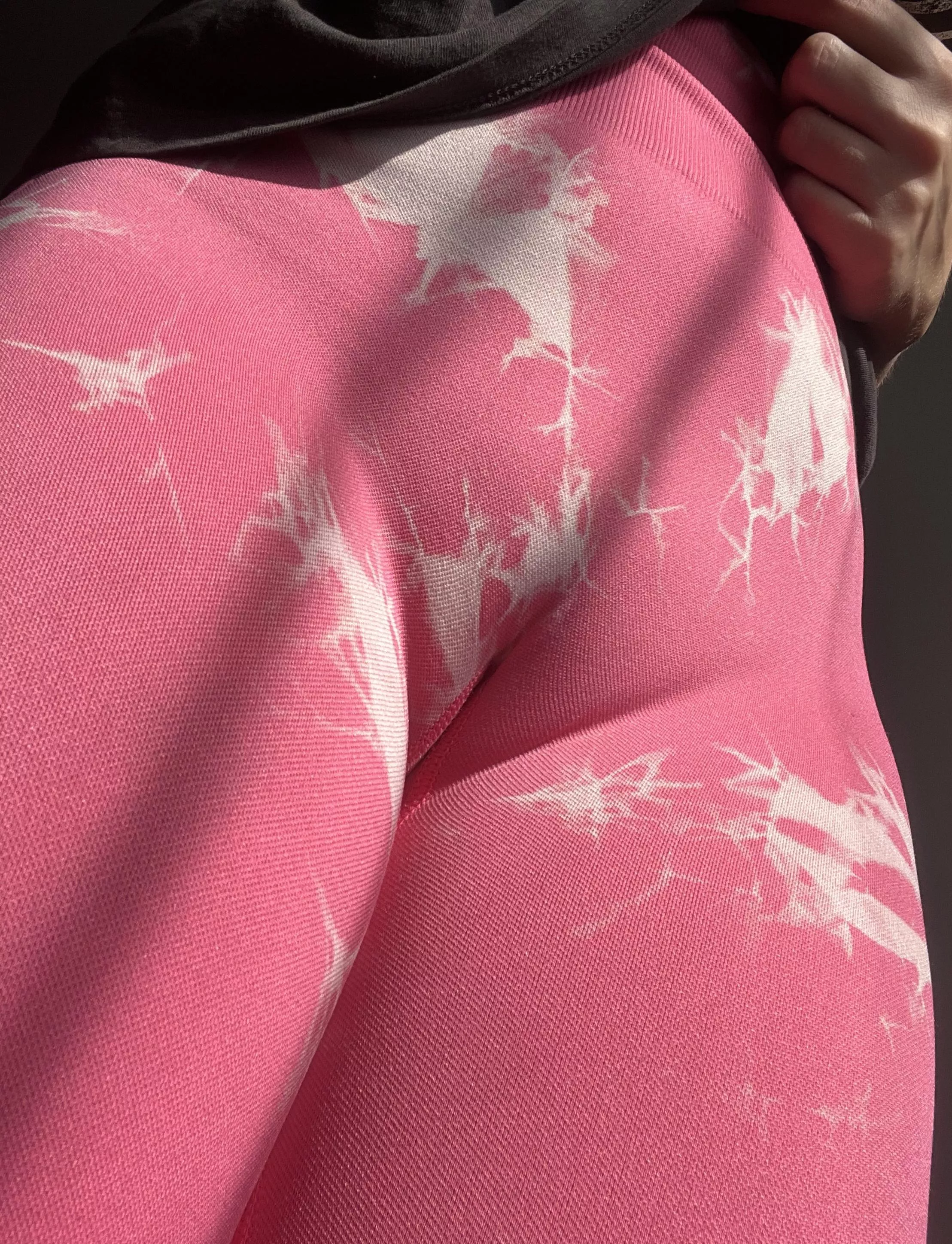 Leggings are heaven for my pussy