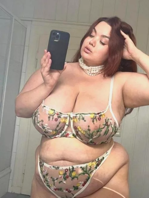 Let's connect and chat! My Sn@ap: avafdw my sn@ap:  emmevwi