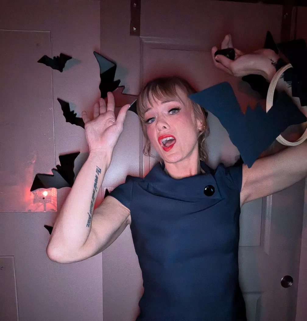 Like a Hitchcock blonde